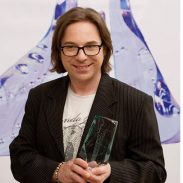 Александър Мутафчийски с награда "Кристална лира" 2012 за върхови постижения в музикалната култура в категория "Оперно и оперетно изкуство"
