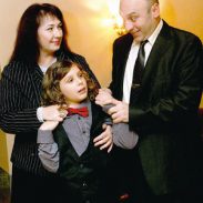 Кръстю Лафазанов със семейството си