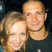 Марина Драгомирецкая с брат си - телевизионния водещ Деян Славчев, по - известен като Део.