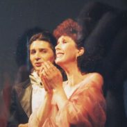 Огнян Николов в ролята на Едвин и Мария Коровешова в ролята на Силва от оперетата „Царицата на чардаша” на Калман.